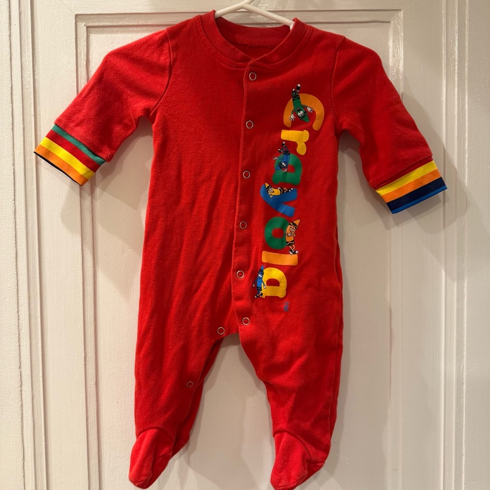 Crayola Red Kids Footed Sleeper, size 3 mo
